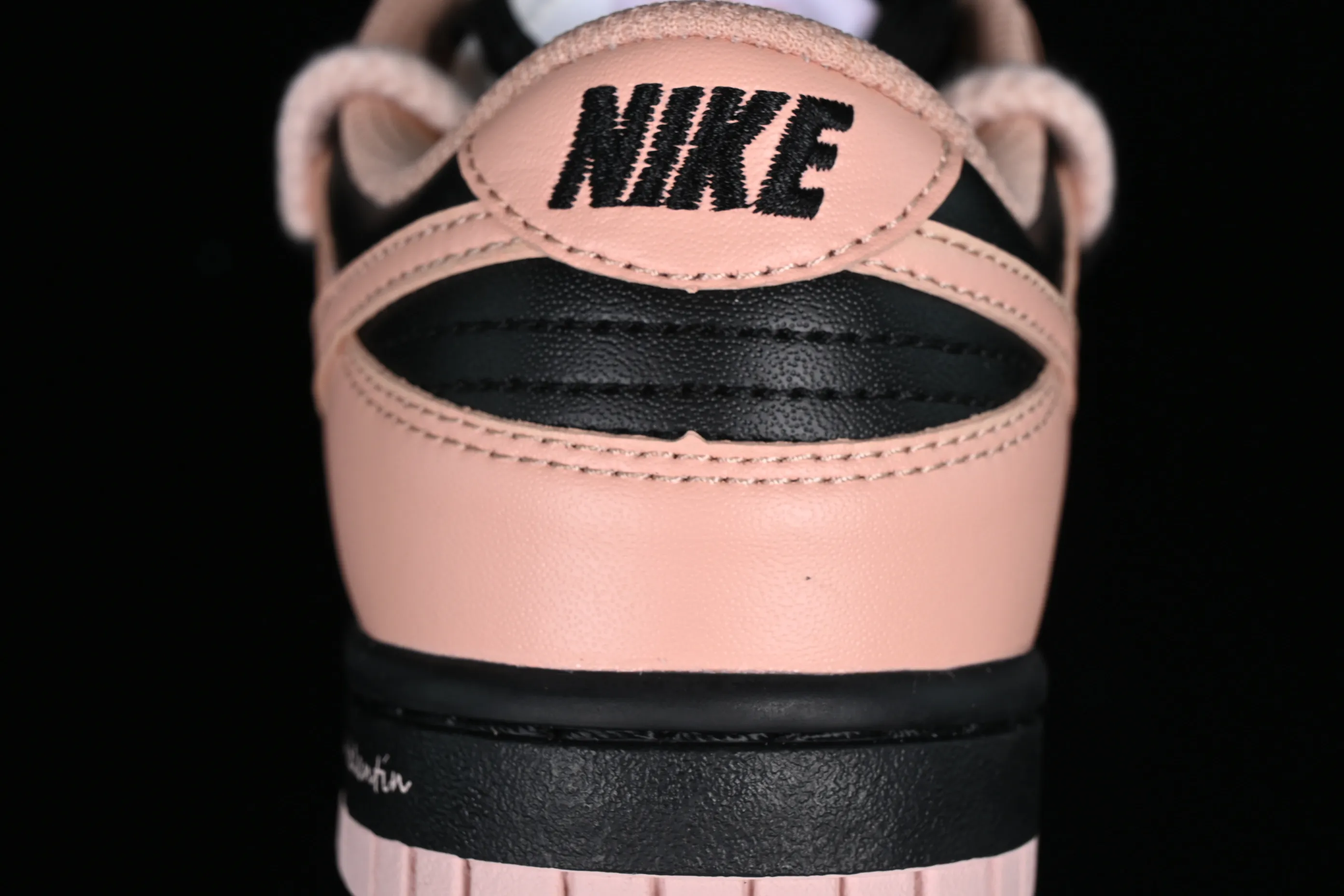 All Categories Nk SB Dunk Series Nk SB Dunk Low Low-top Sneakers Nk Dunk Low Steam Puppet Midnight Whiskey Sweet Cool Style Customized Deconstructed Strap Casual Sneakers DD1503-601